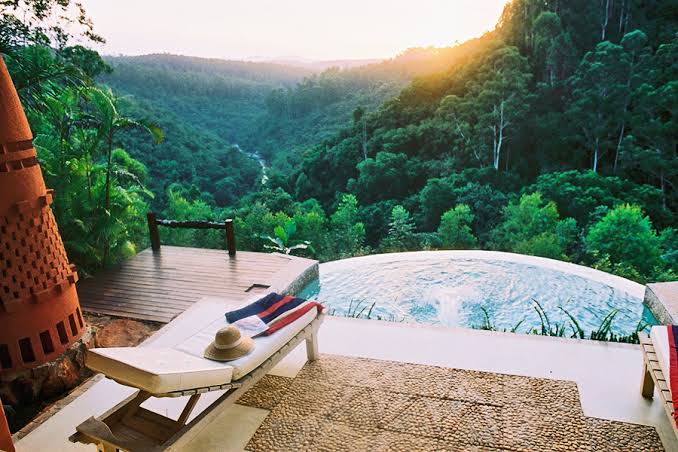 Guesthouses and bed and breakfasts